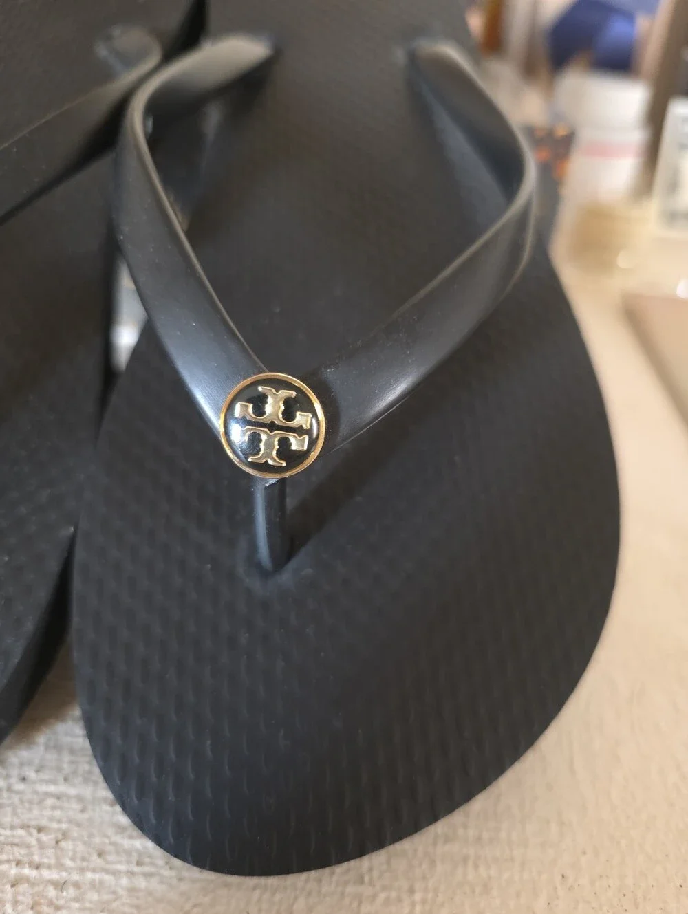 Tory Burch Flip Flops 8M Discontinued Design